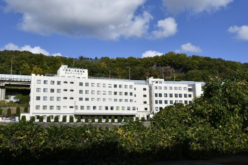 【総合病院】北摂中央病院まで2037ｍ