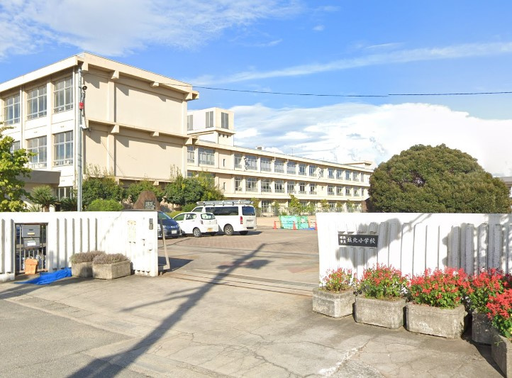 【小学校】姫路市立城北小学校まで403ｍ