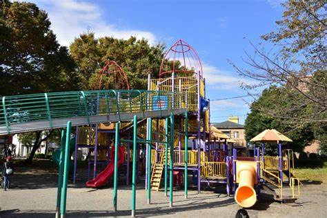 【公園】東柏ケ谷近隣公園まで1462ｍ