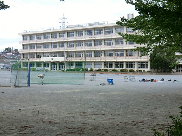 【小学校】所沢市立　泉小学校まで540ｍ