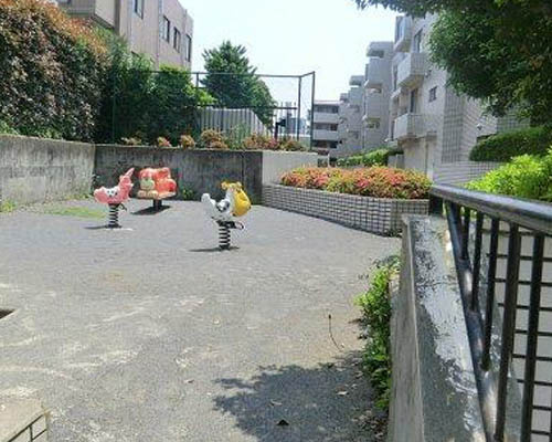 【公園】烏森児童遊園まで423ｍ