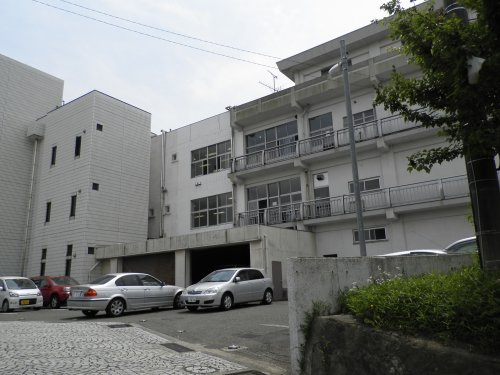 【図書館】横須賀市立中央図書館まで1259ｍ