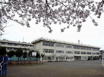 【小学校】海老名市立大谷小学校まで469ｍ