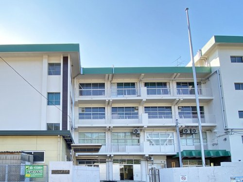 【中学校】北九州市立戸ノ上中学校まで987ｍ