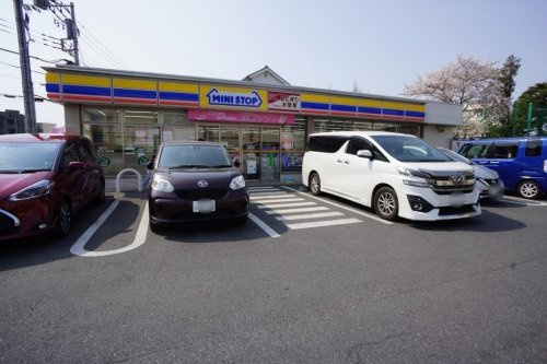 【コンビニエンスストア】ミニストップ　調布染地店まで350ｍ