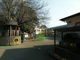 【幼稚園】さきとり幼稚園まで1198ｍ