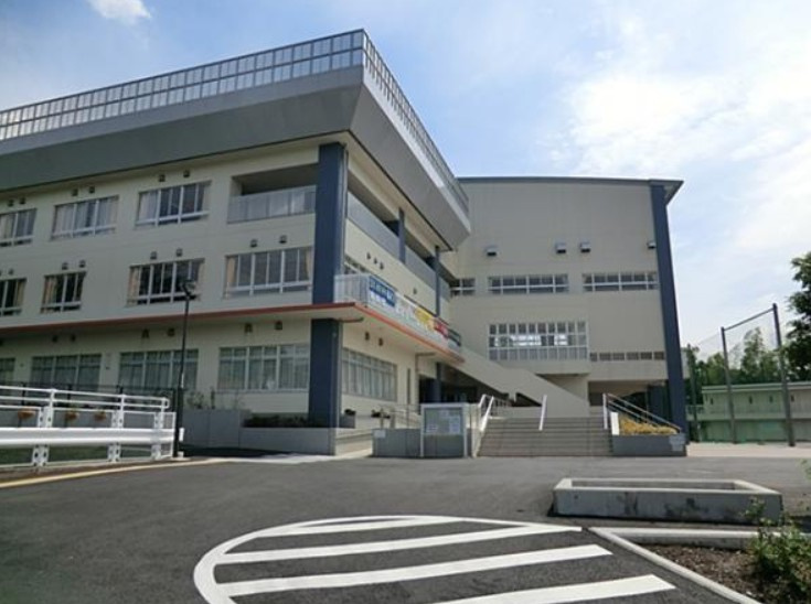 【中学校】川崎市立柿生中学校まで1370ｍ