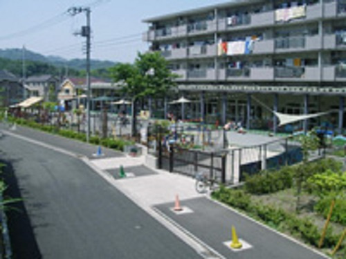【保育園】八王子市立長房西保育園まで523ｍ