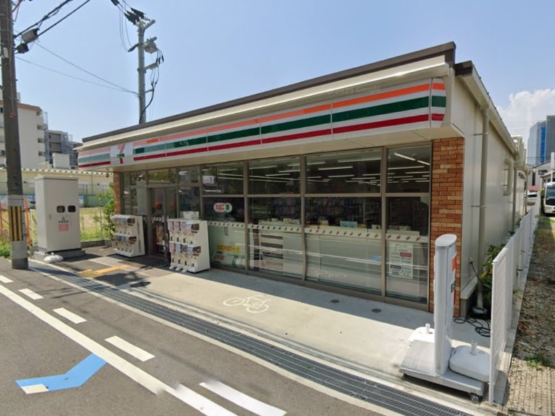 【コンビニエンスストア】セブンイレブン　尼崎長洲本通1丁目店まで492ｍ