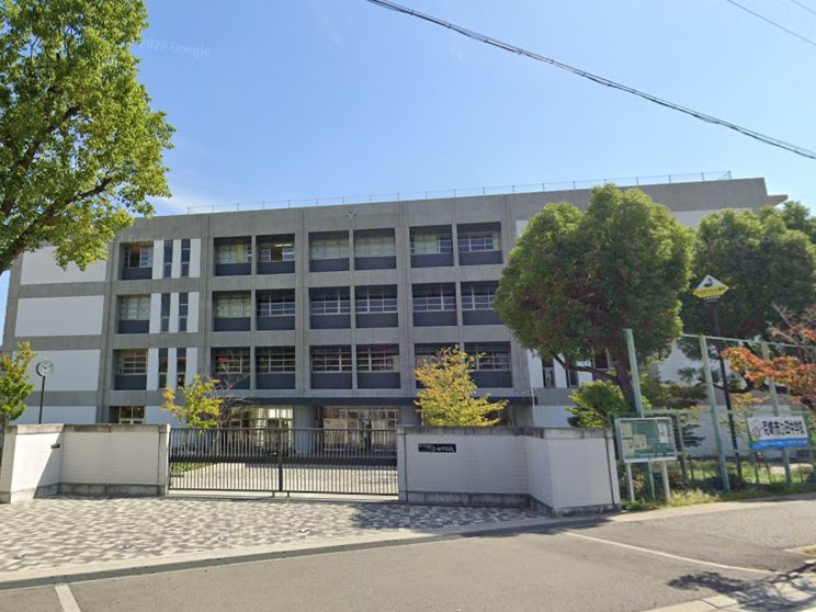 【中学校】尼崎市立小田中学校まで754ｍ