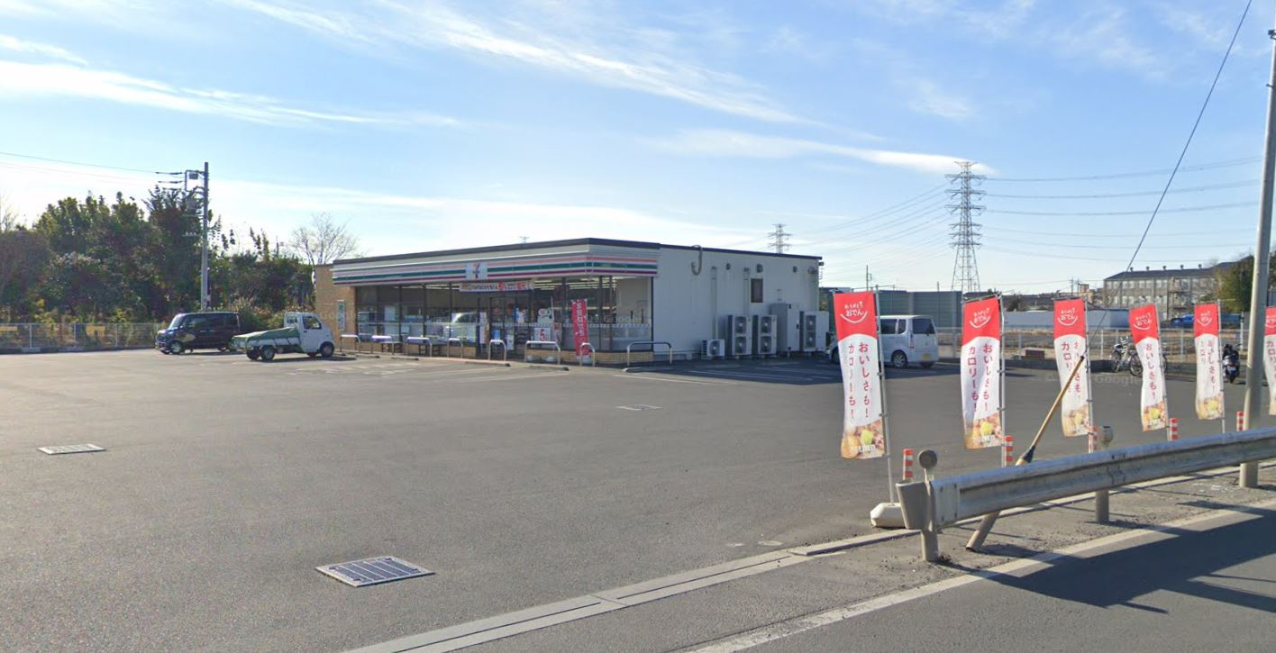 【コンビニエンスストア】セブンイレブン　吉川中井3丁目店まで1634ｍ