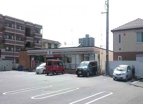 【コンビニエンスストア】セブンイレブン　厚木戸室南店まで566ｍ