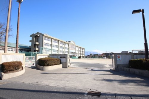 【中学校】鹿児島市立伊敷台中学校まで1500ｍ