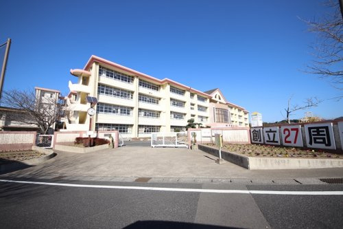 【小学校】鹿児島市立伊敷台小学校まで130ｍ