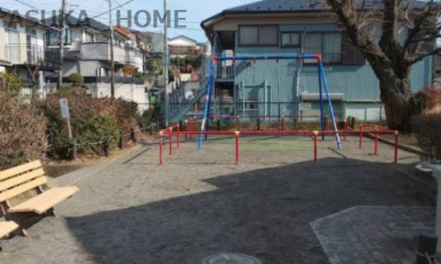 【公園】渡戸公園まで292ｍ