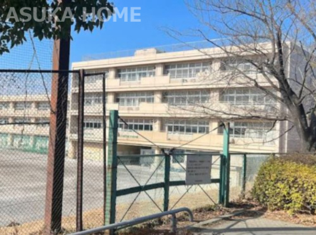 【中学校】横浜市立中川西中学校まで813ｍ