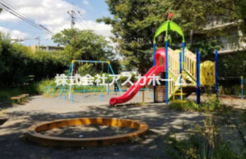 【公園】名瀬町南第二公園まで326ｍ