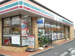 【コンビニエンスストア】セブンイレブン　福山伊勢丘5丁目店まで611ｍ