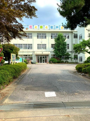 【小学校】行田市立東小学校まで10ｍ