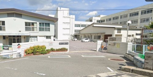 【小学校】姫路市立峰相小学校まで2281ｍ