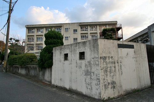 【中学校】泉南市立信達中学校まで1640ｍ