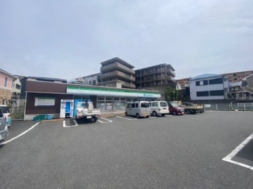 【コンビニエンスストア】ファミリーマート　下永谷店まで315ｍ