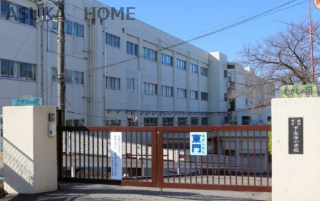 【小学校】横浜市立下永谷小学校まで734ｍ