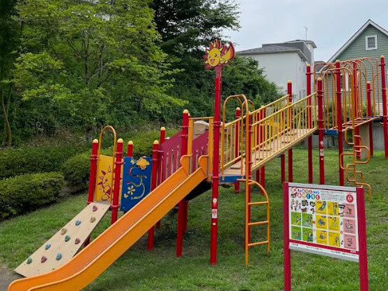 【公園】白根東公園まで493ｍ