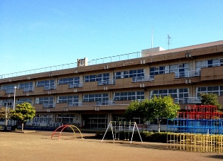 【小学校】小山市立　間々田東小学校まで1521ｍ