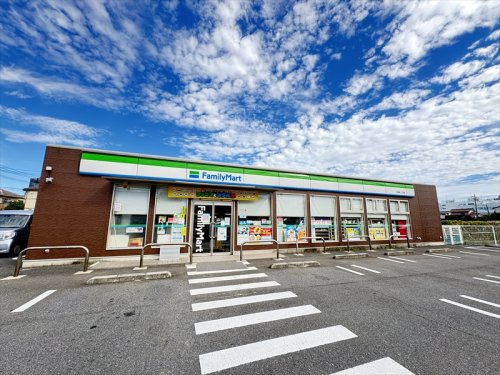 【コンビニエンスストア】ファミリーマート新座東一丁目店まで300ｍ