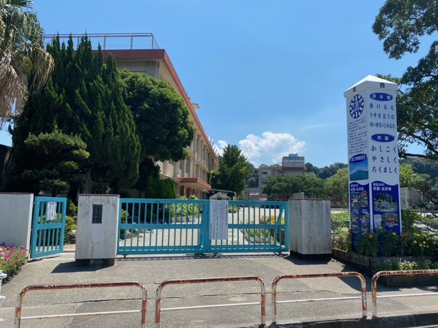 【小学校】清水小学校まで945ｍ