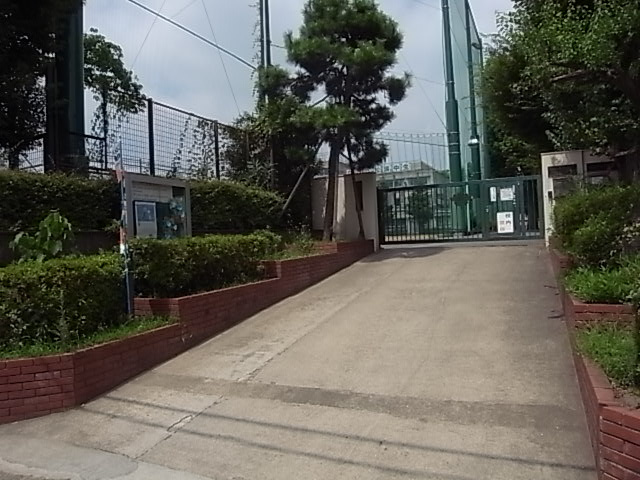 【中学校】渋谷区立　松濤中学校まで497ｍ