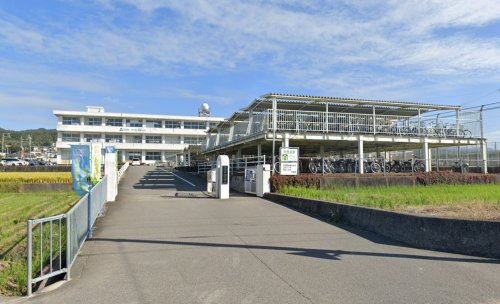 【中学校】岩出市立岩出第二中学校まで3195ｍ