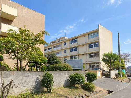 【中学校】福山市立向丘中学校まで1135ｍ