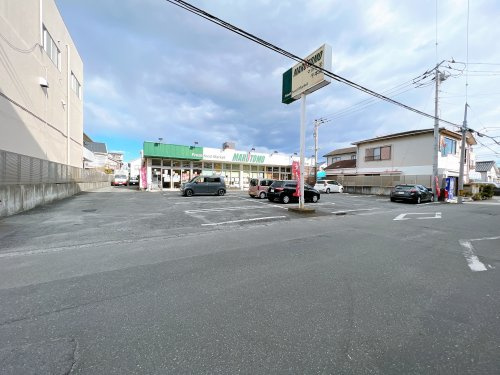 【スーパー】株式会社スーパーマルトモ　千本店まで403ｍ