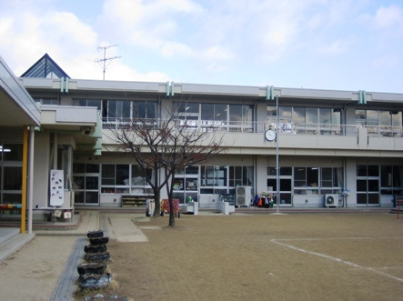 【保育園】小信保育園まで620ｍ
