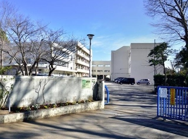 【中学校】坪井中学校まで350ｍ
