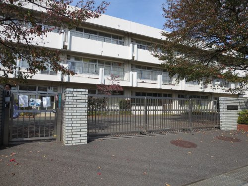 【小学校】横浜市立いぶき野小学校まで900ｍ