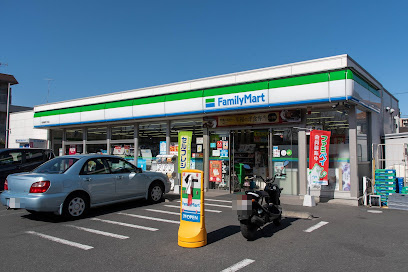 【コンビニエンスストア】ファミリーマート　東青梅四丁目店まで150ｍ