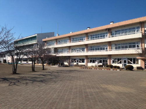 【小学校】吉見町立東第一小学校まで391ｍ