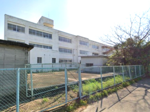 【小学校】熊谷市立長井小学校((仮)妻沼東小学校R9.4/1～)まで826ｍ