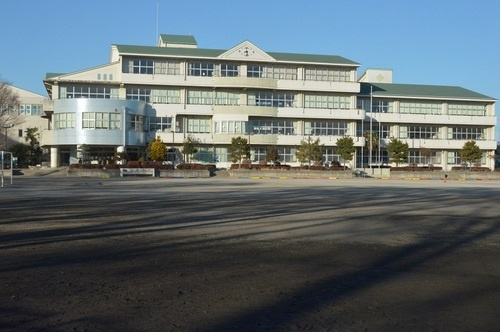 【小学校】宇都宮市立泉が丘小学校まで751ｍ