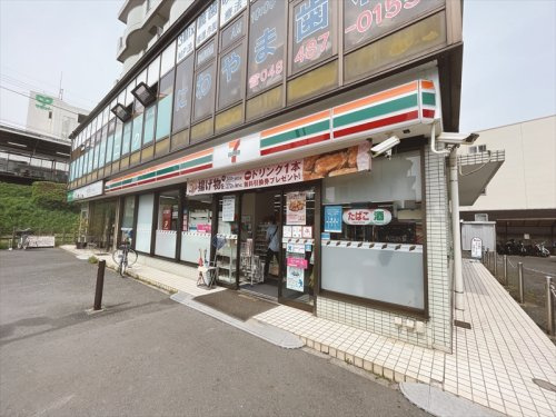 【コンビニエンスストア】セブンイレブン　志木柳瀬川駅前店まで530ｍ
