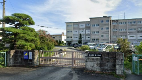 【小学校】浜松市立泉小学校まで553ｍ