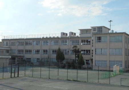 【中学校】前橋市立第一中学校まで913ｍ