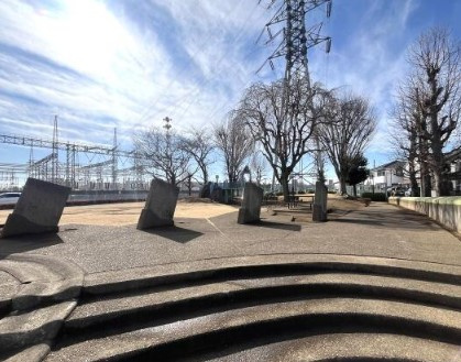【公園】四都野台広場まで214ｍ
