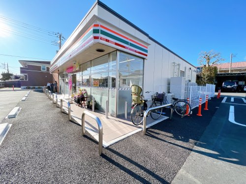 【コンビニエンスストア】セブンイレブン　三島西若町店まで434ｍ