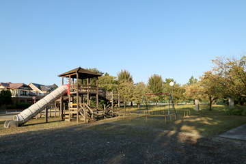 【公園】大三角公園まで384ｍ