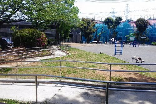 【公園】前田町公園まで514ｍ