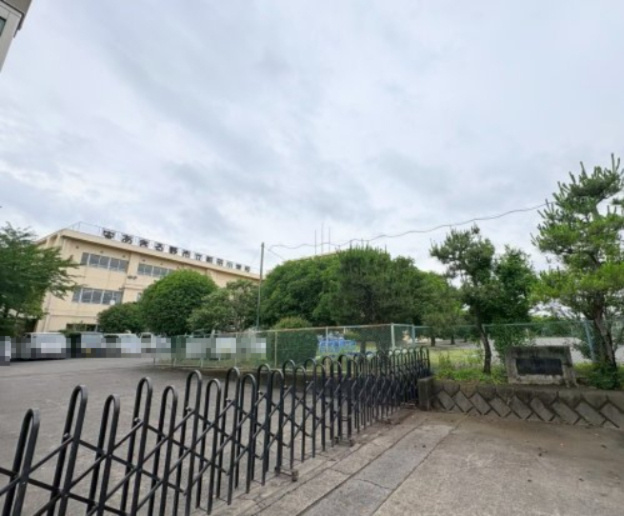 【小学校】あきる野市立前田小学校まで1336ｍ